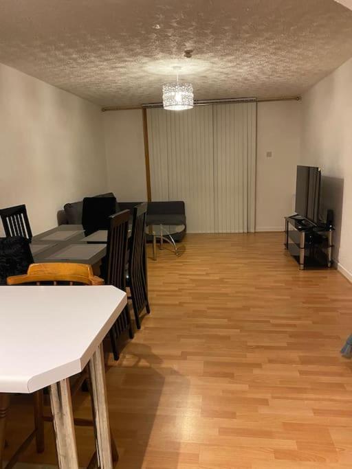 3 Bedroom Home-Inverkeithing Dış mekan fotoğraf